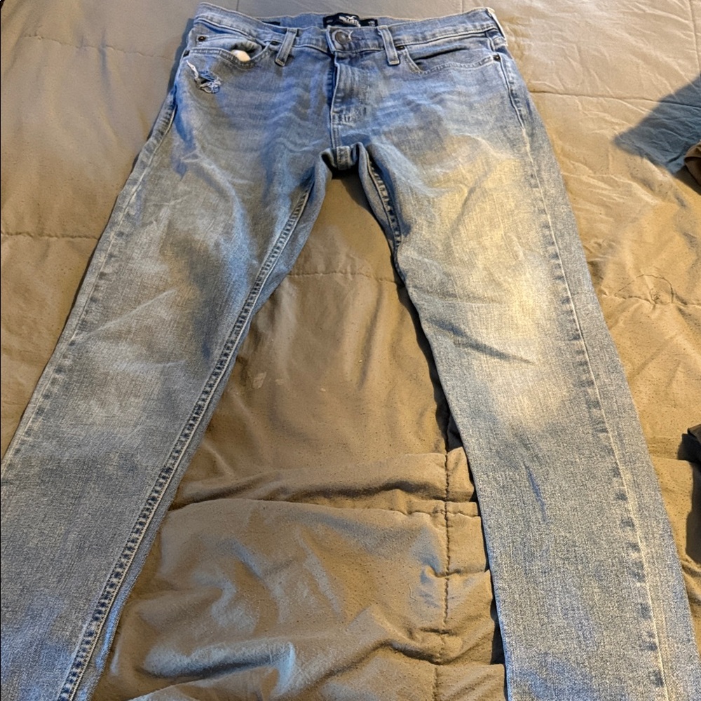 Hollister Men's Skinny Light Wash Blue Jeans